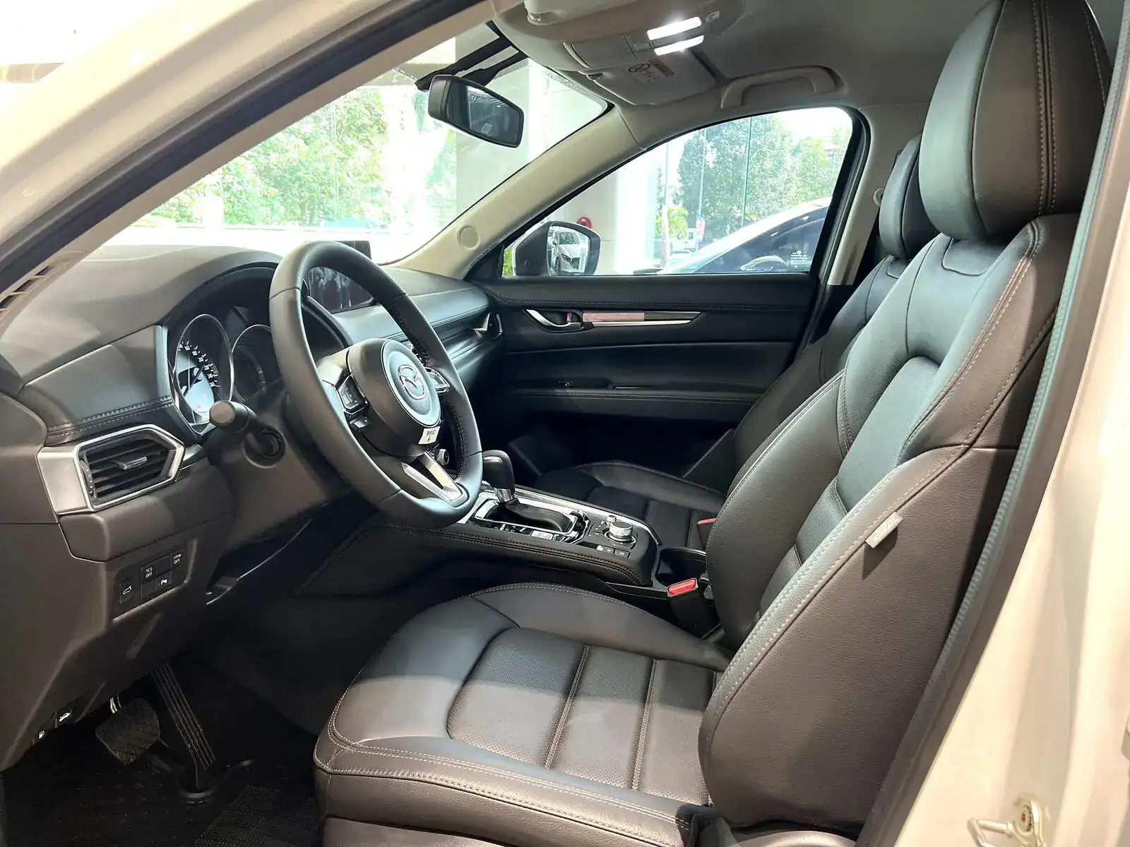 Mazda CX-5 Deluxe