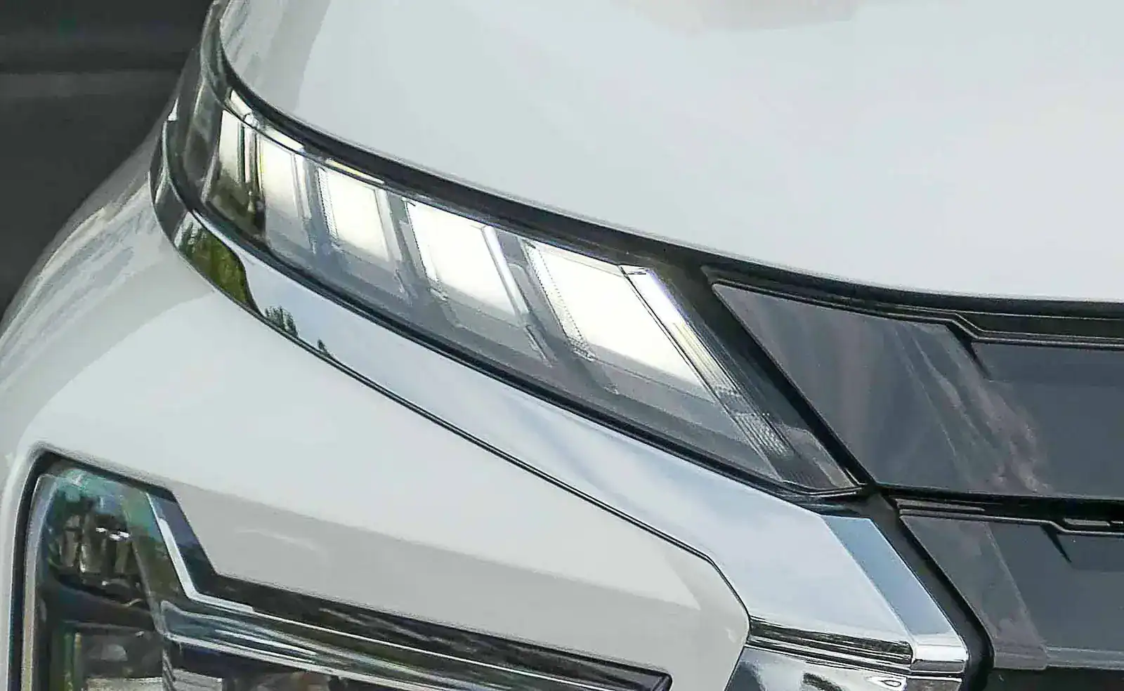 Mitsubishi Xpander AT