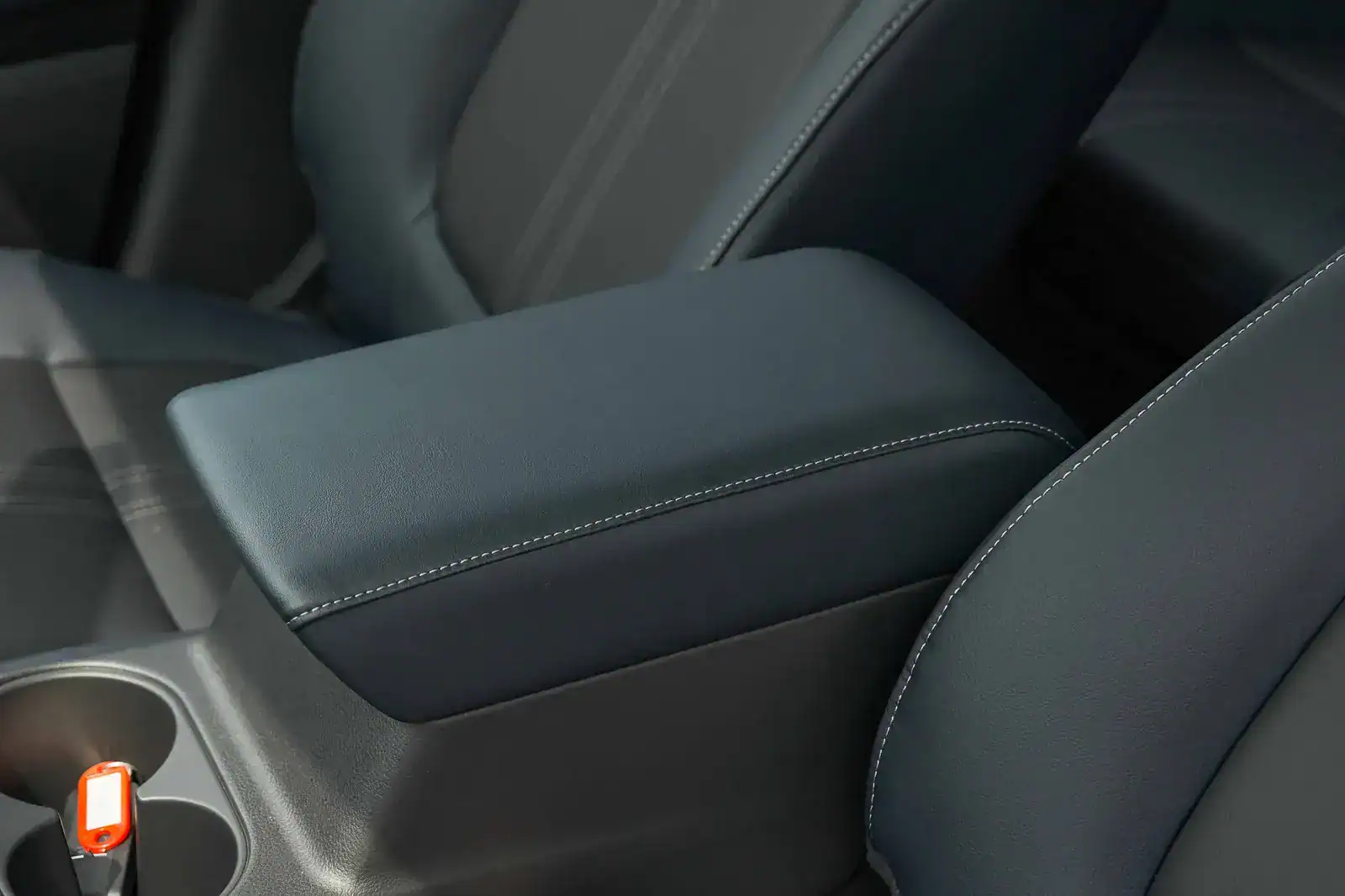 Mitsubishi Xpander AT