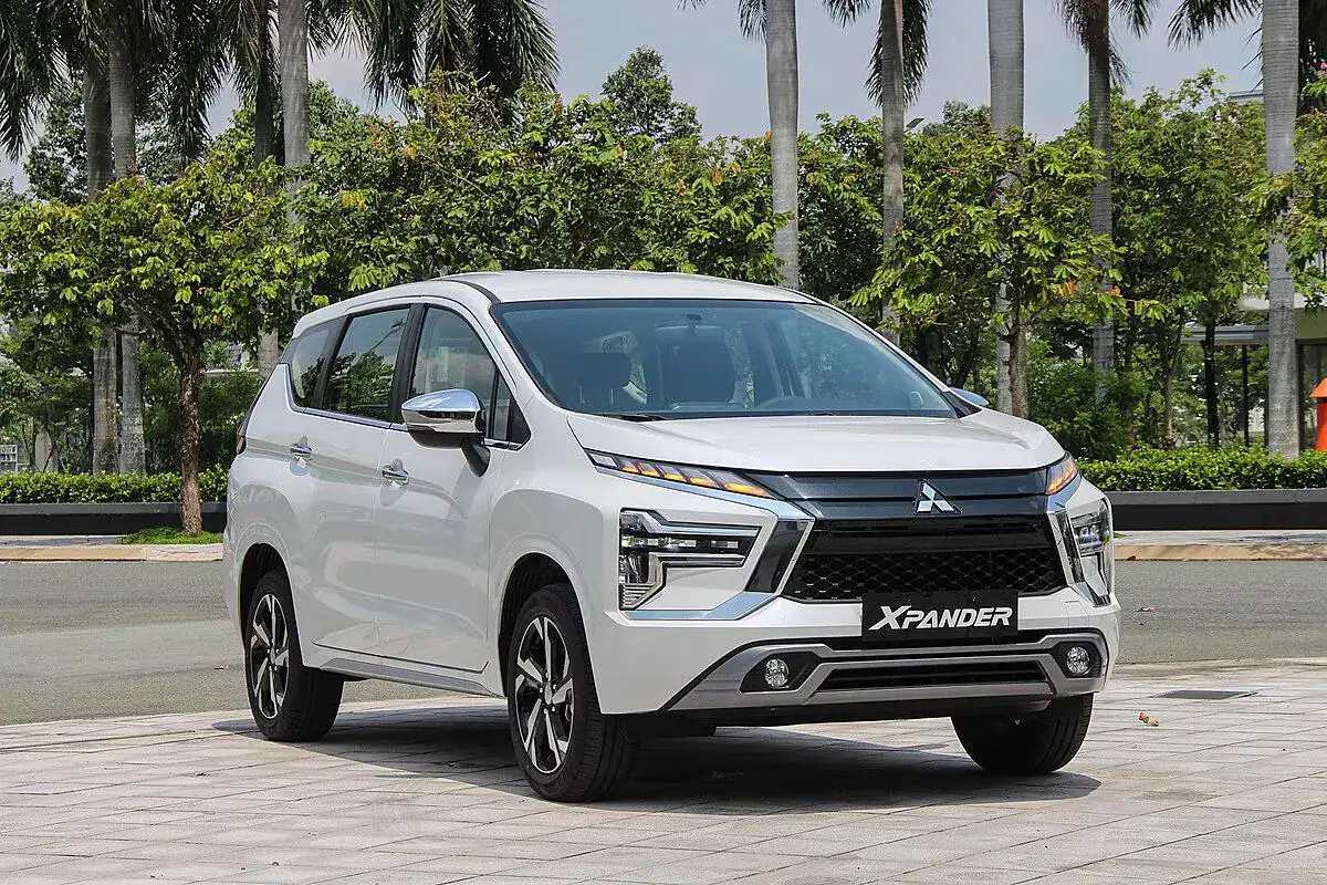 Mitsubishi Xpander AT