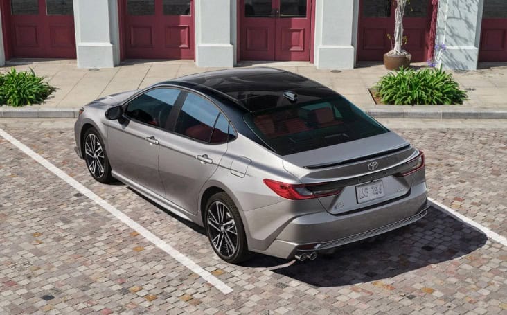 Toyota Camry 2024