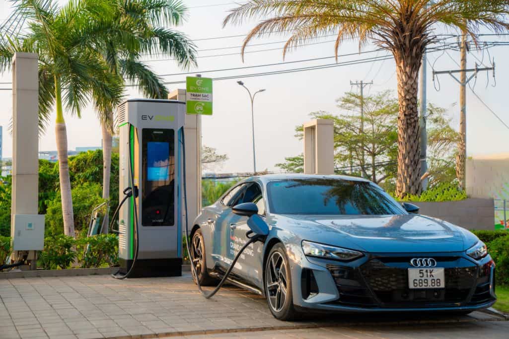 Trạm Sạc Xe Điện