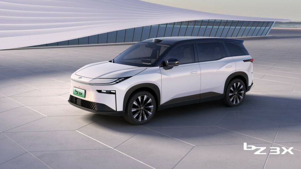 Xe điện Toyota