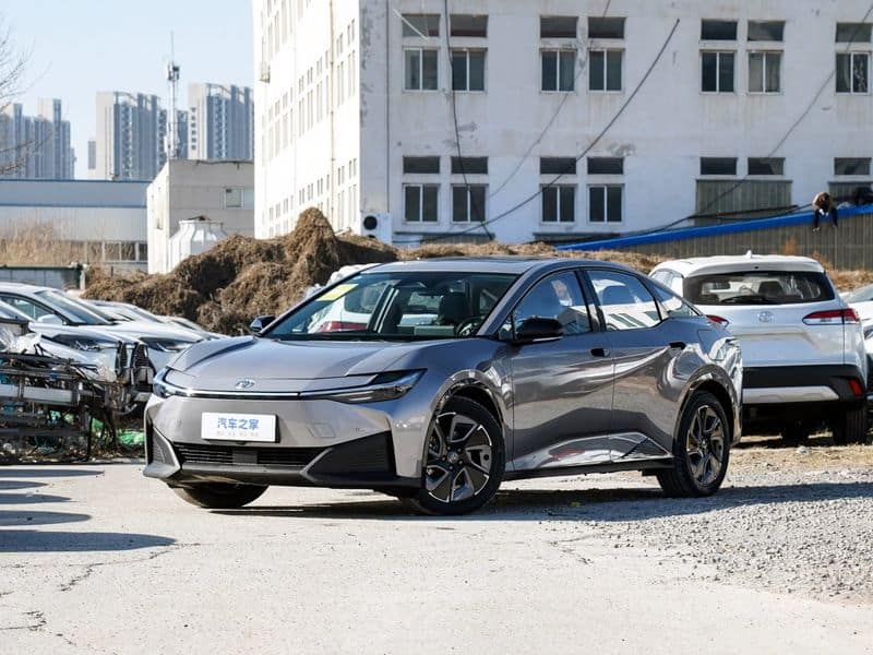 Toyota hợp tác với BYD