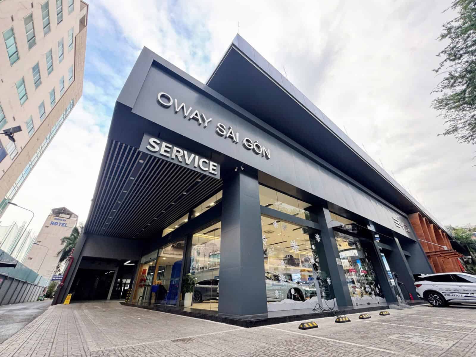 showroom byd oway sài gòn