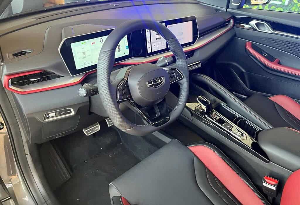 nội thất geely coolray