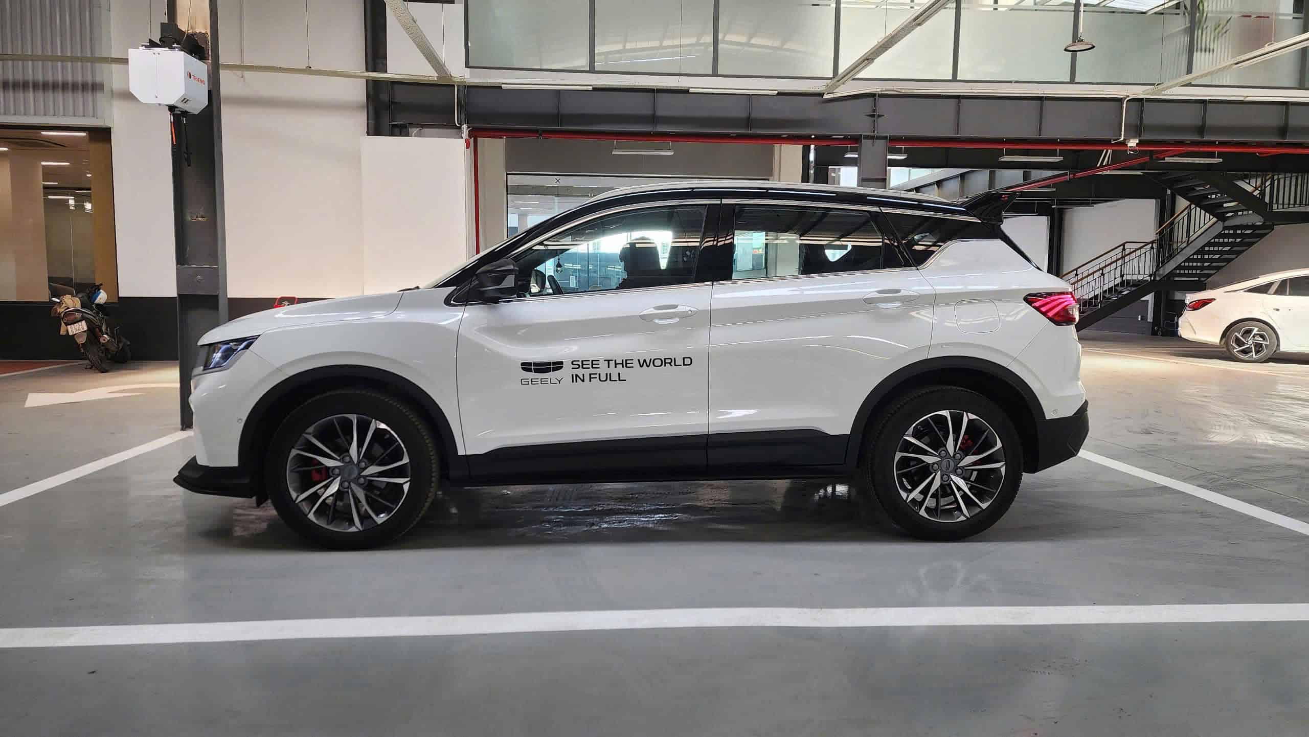 hình ảnh ngoại thất geely coolray