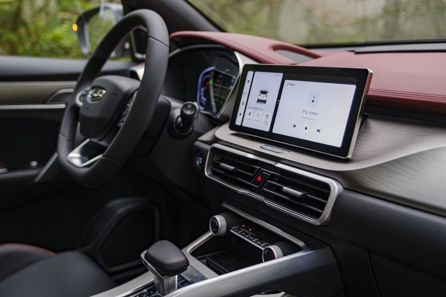 nội thất geely coolray