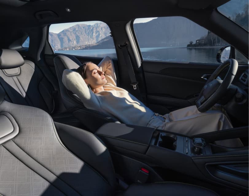 Ghế trước BYD Atto 2