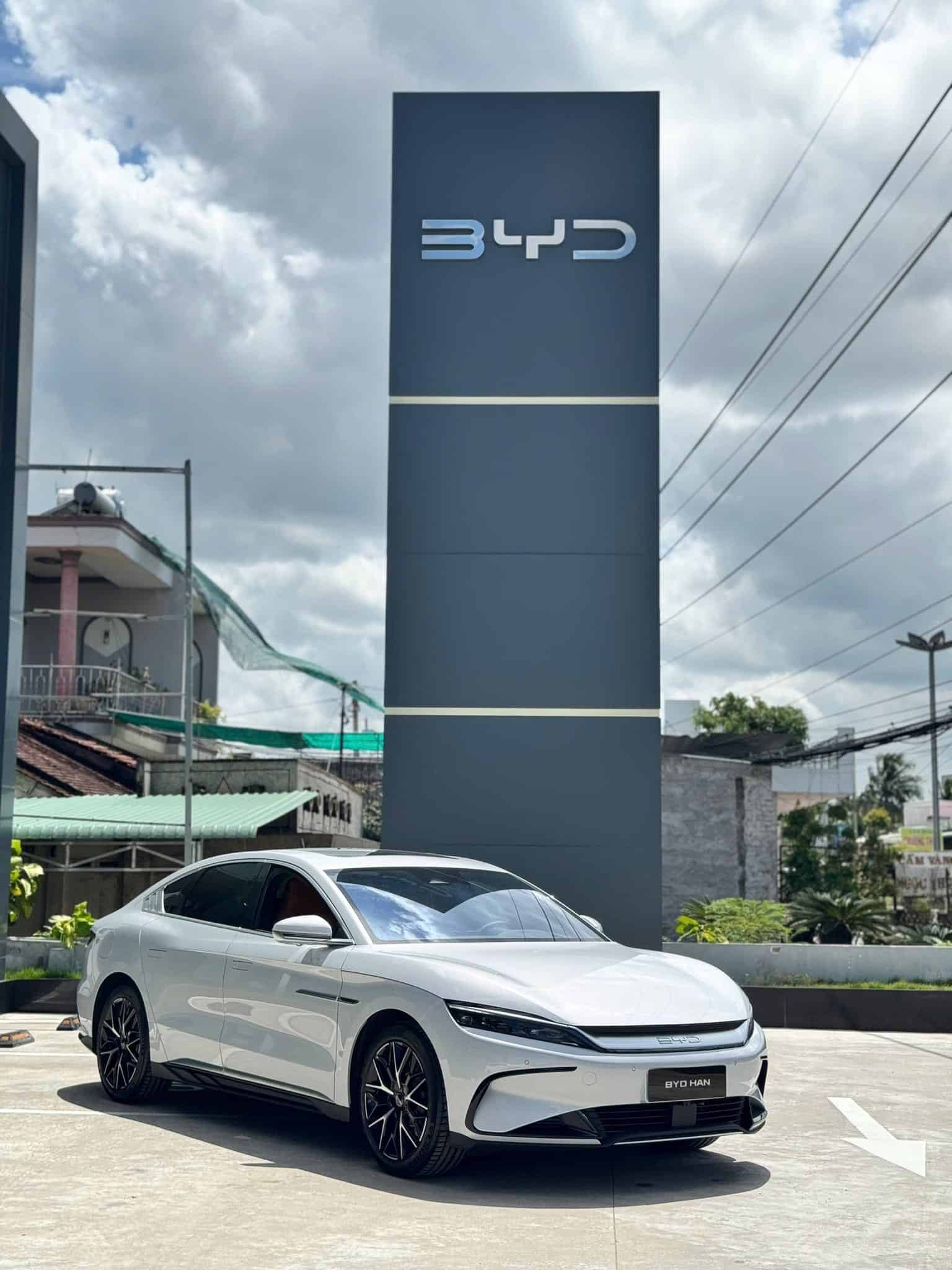 Thiết kế ngoại thất BYD Han 2025