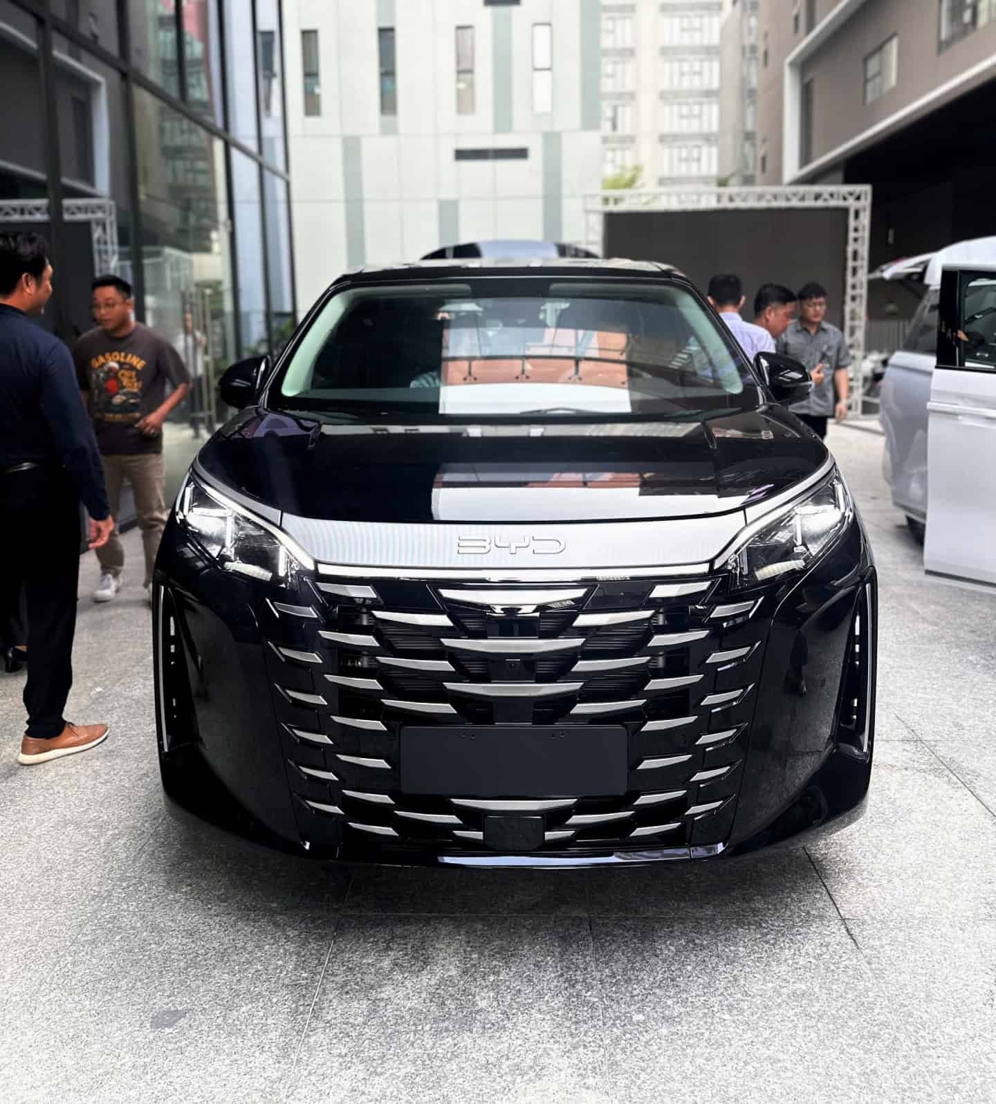 BYD M9