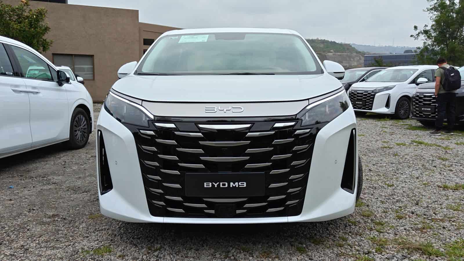 Lưới tản nhiệt BYD M9