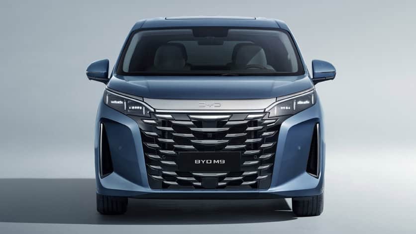 Đầu xe BYD M9