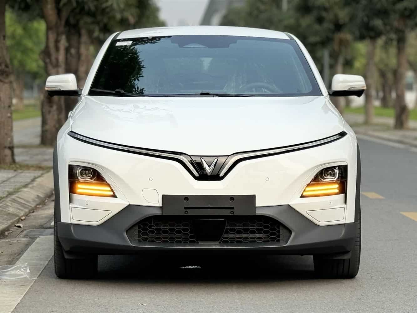 Phần đầu xe VF6