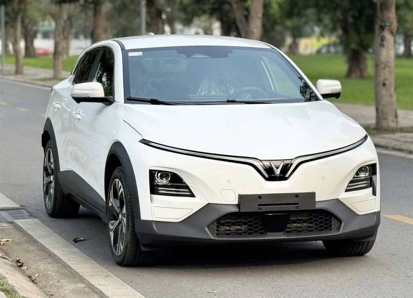 Đầu xe VF6