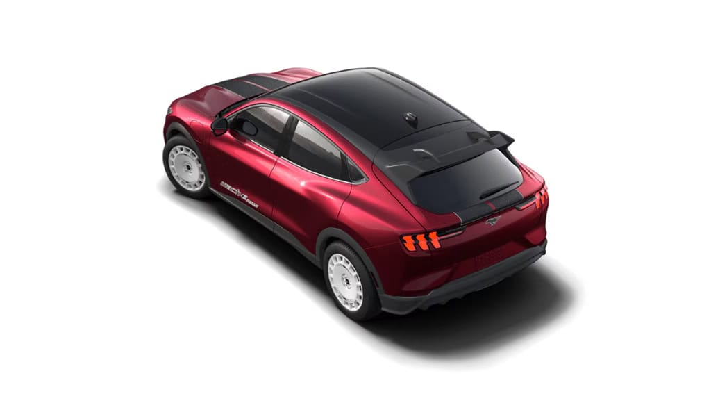 Ford Mustang Mach-E Rally màu đỏ