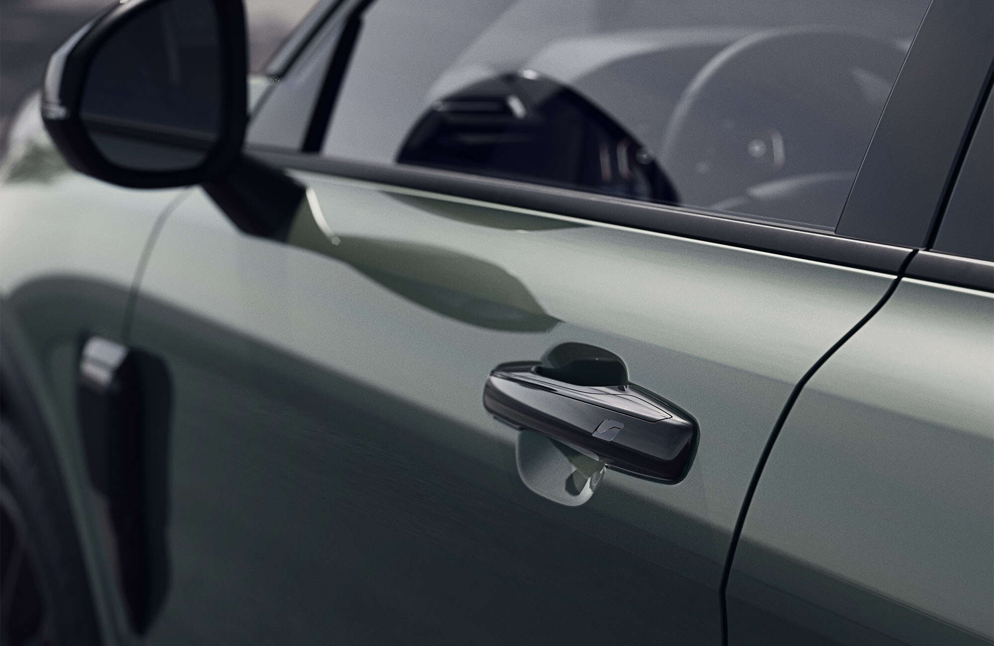 Ngoại thất Lynk & Co 01