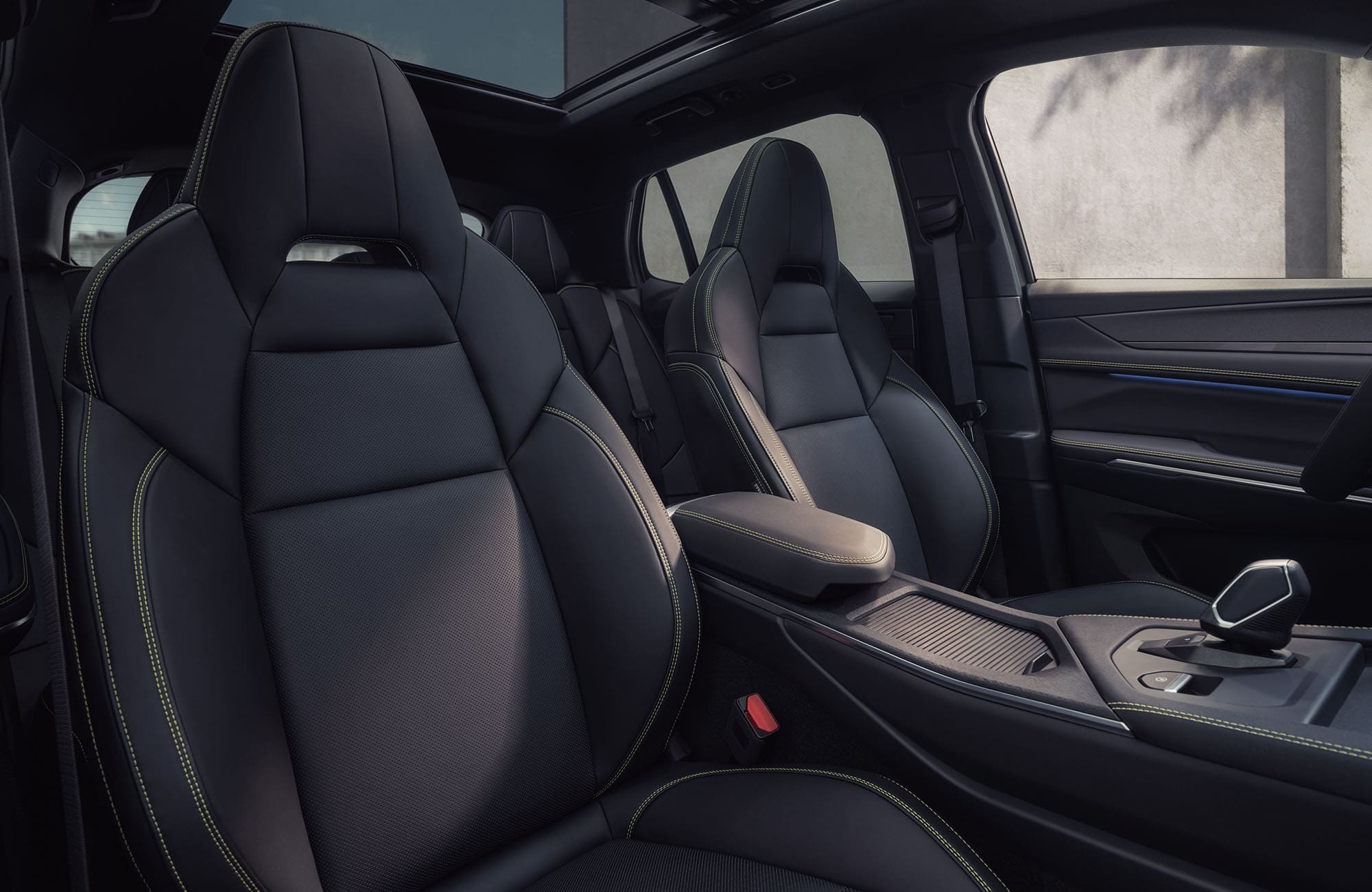 Nội thất Lynk & Co 01