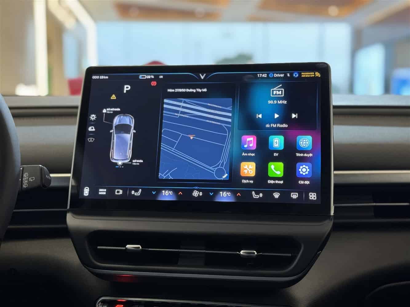 Màn hình giải trí VF6