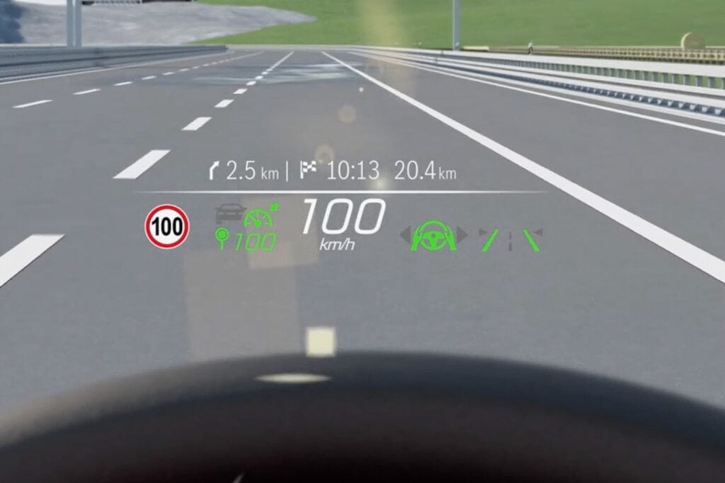 BYD Seal : Màn hình hiển thị trên kính lái (W-HUD)