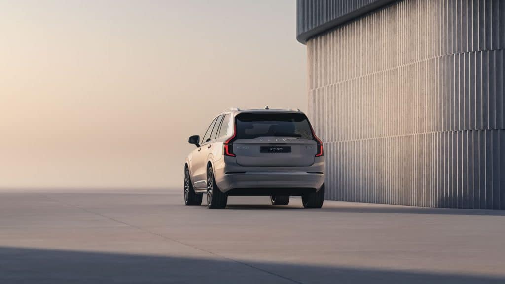 Volvo XC90 T8 Recharge Ultra (Plug-in Hybrid)
